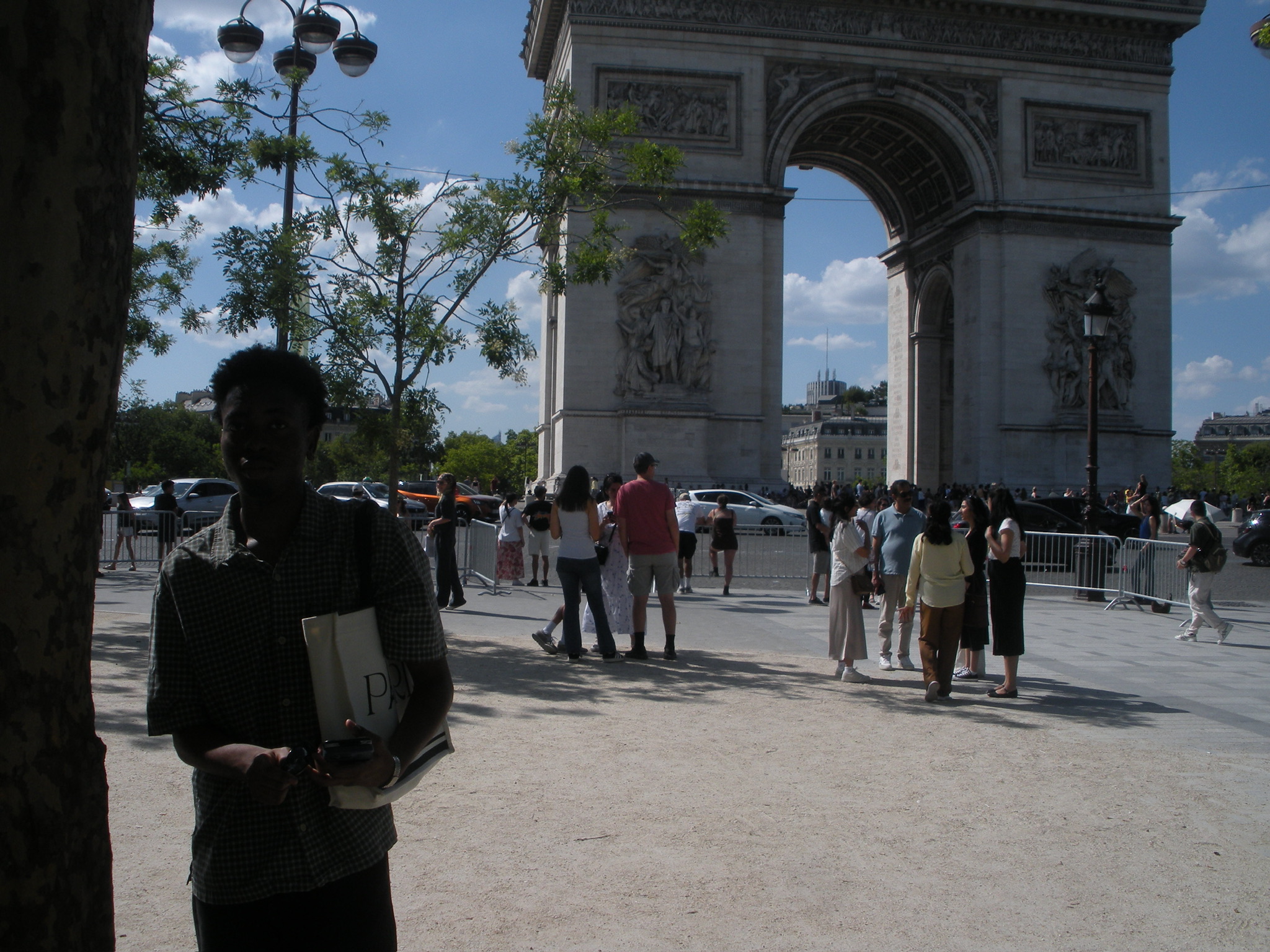 PARIS people SUMMER 25 photo